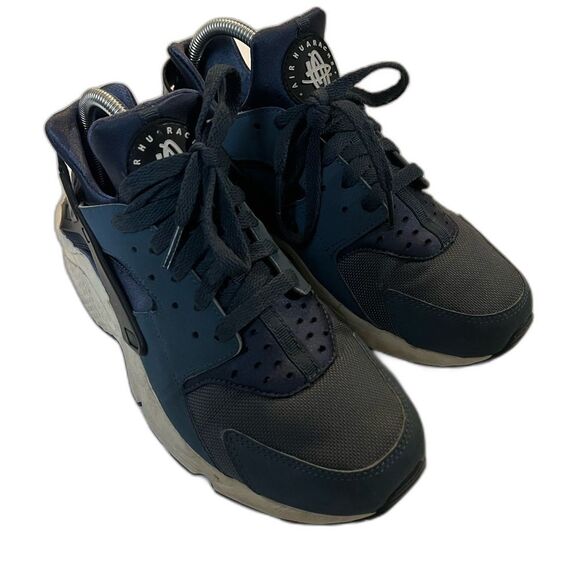Nike Other - Nike Air Huarache Run SE' Metallic Hemattite/Black/Dark Grey